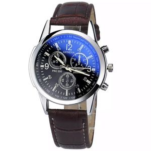 Brown leather quartz watch